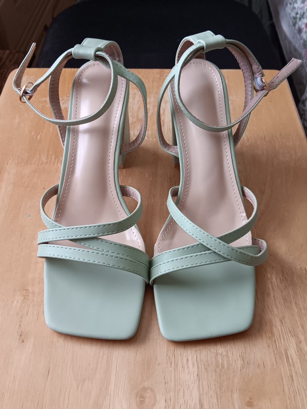 Strappy Chunky Heeled Sandals in Mint Green
